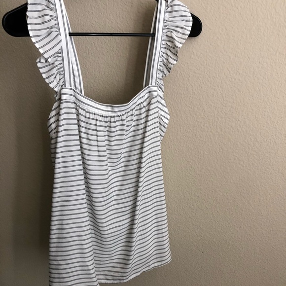 Loft Top - Picture 3 of 4